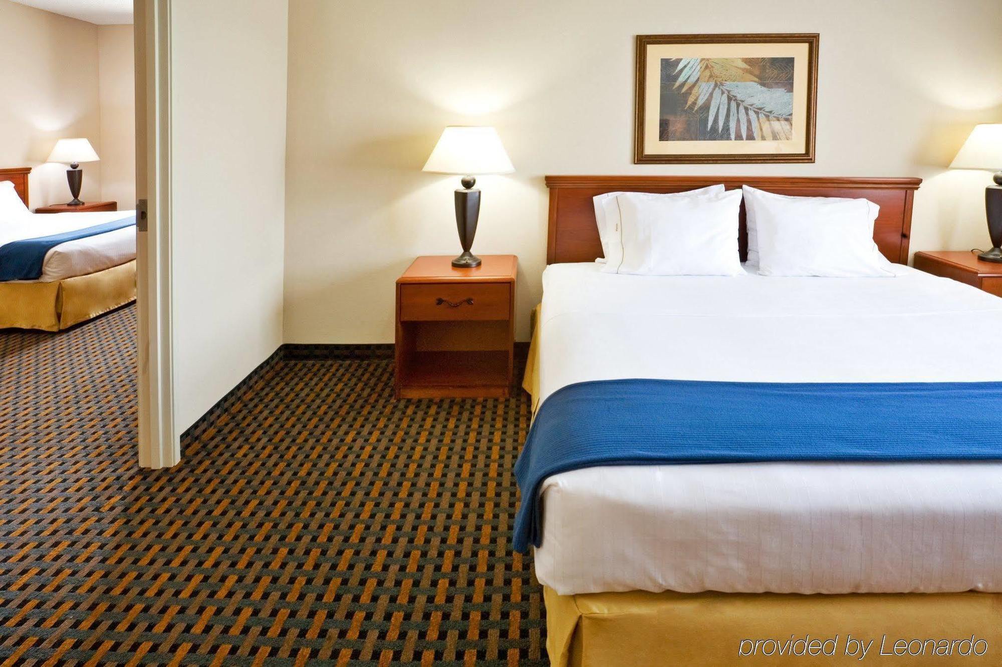 Comfort Suites Nw Dallas Near Love Field Room photo